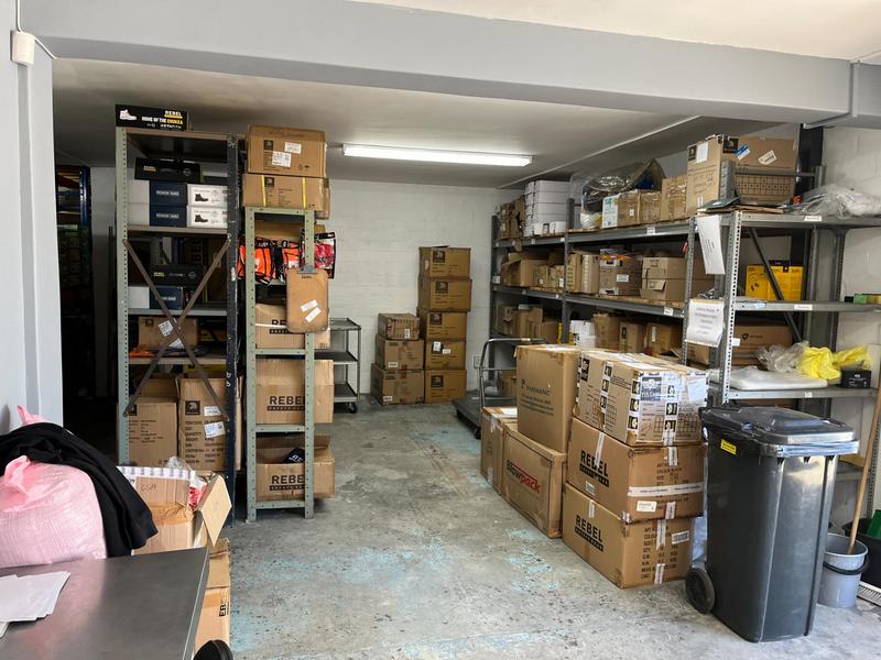 To Let Commercial Property for Rent in Montague Gardens Western Cape